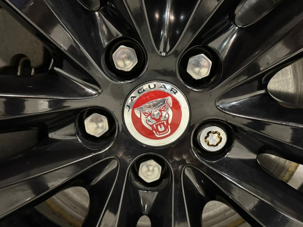 Used Jaguar F-Pace 2018 for sale - 77328332: Photo 28