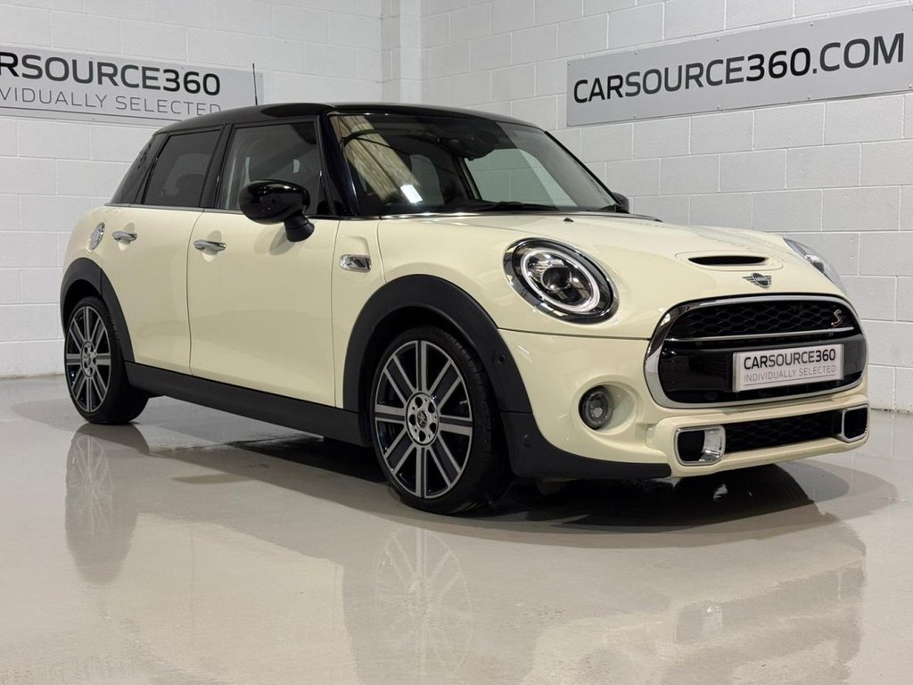 Used MINI Hatch 2021 for sale - 77369838: Photo 2
