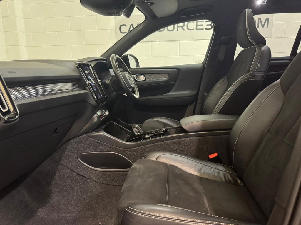Used Volvo XC40 2021 for sale - 77621632: Photo 30