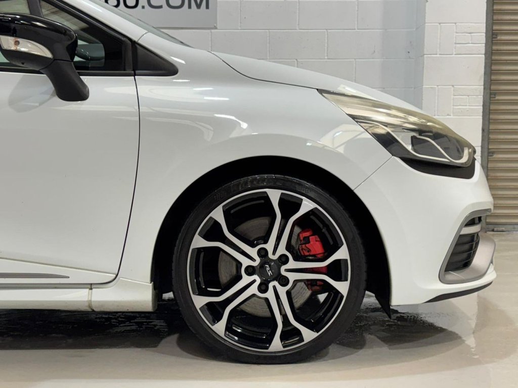 Used Renault Clio 2015 for sale - 77941670: Photo 18