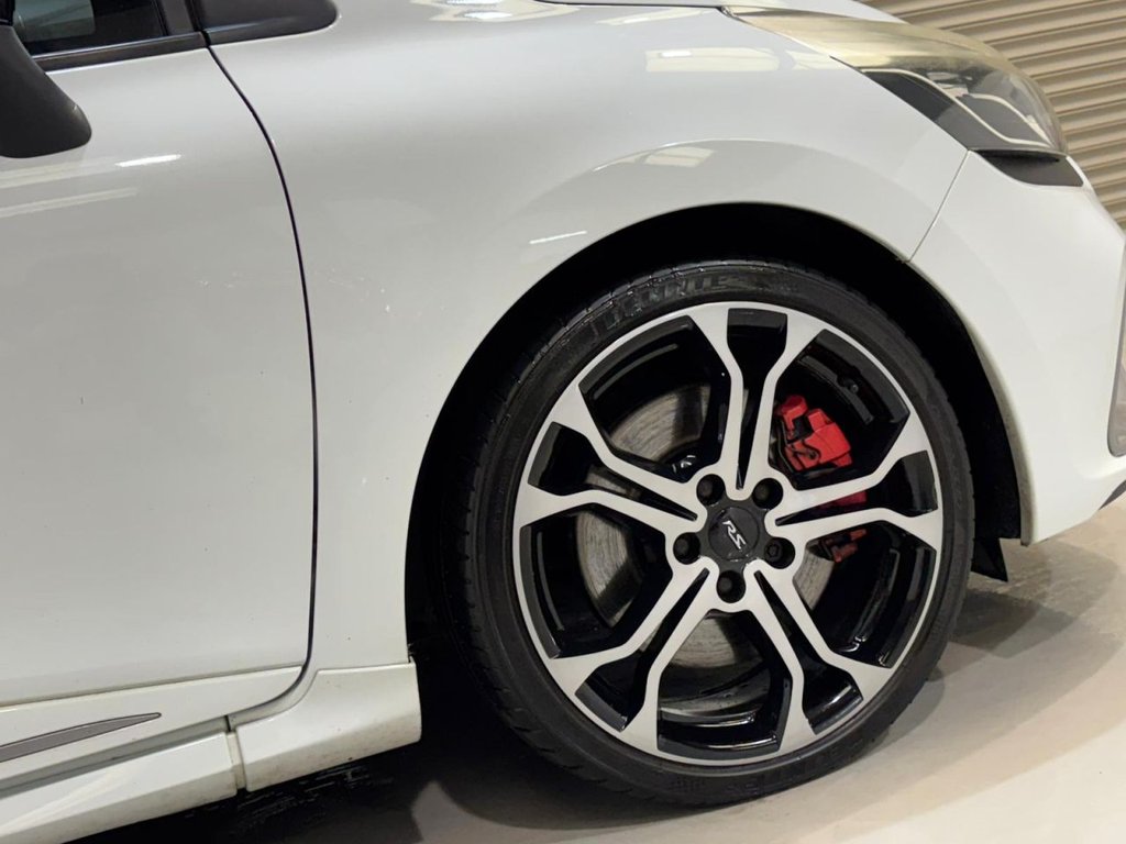 Used Renault Clio 2015 for sale - 77941670: Photo 19