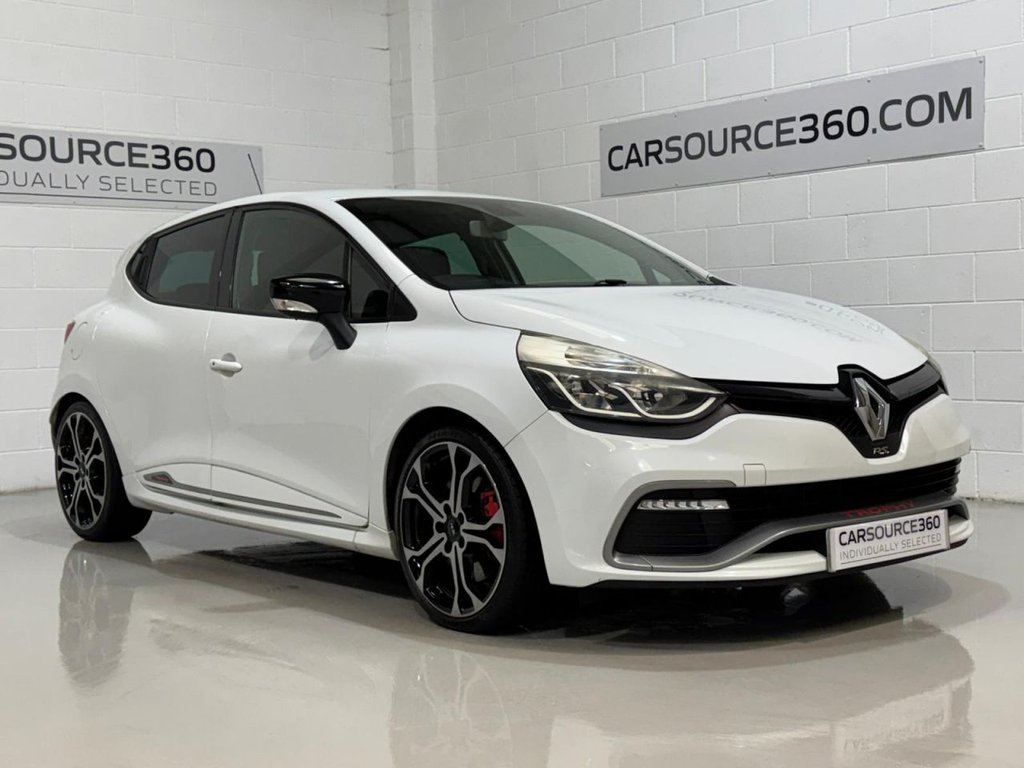 Used Renault Clio 2015 for sale - 77941670: Photo 2