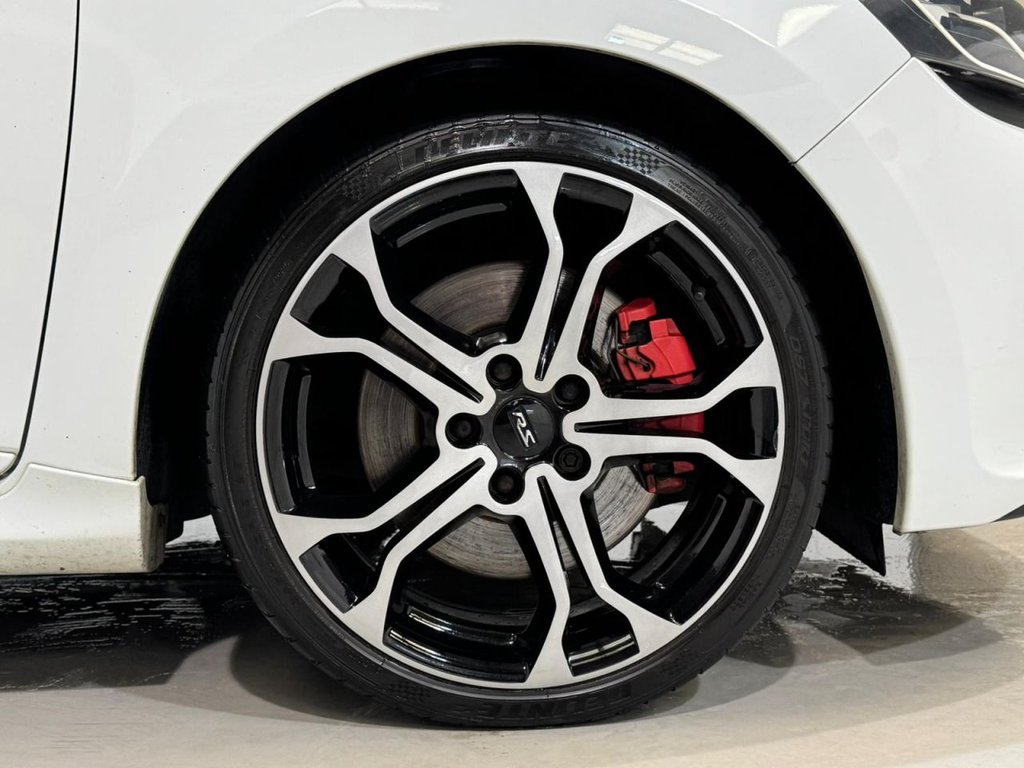 Used Renault Clio 2015 for sale - 77941670: Photo 20