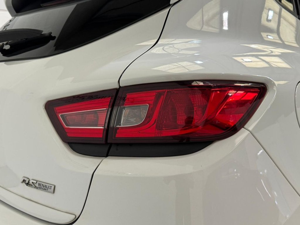 Used Renault Clio 2015 for sale - 77941670: Photo 24