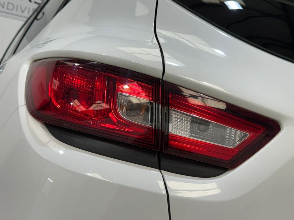 Used Renault Clio 2015 for sale - 77941670: Photo 35