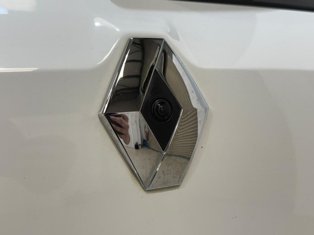 Used Renault Clio 2015 for sale - 77941670: Photo 37