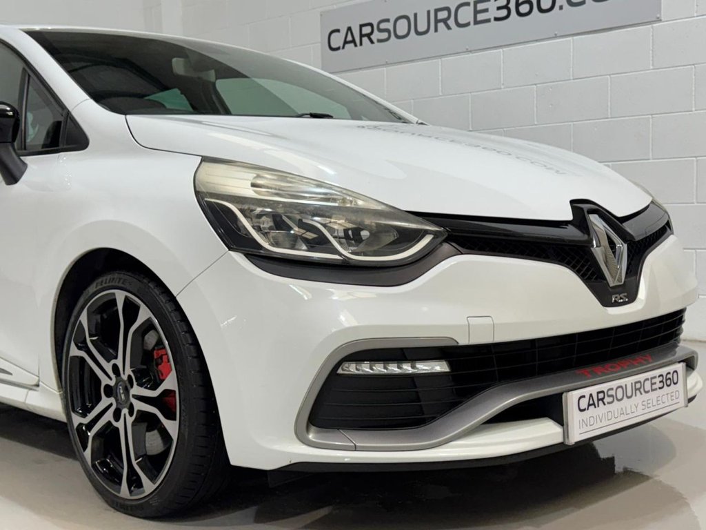 Used Renault Clio 2015 for sale - 77941670: Photo 6