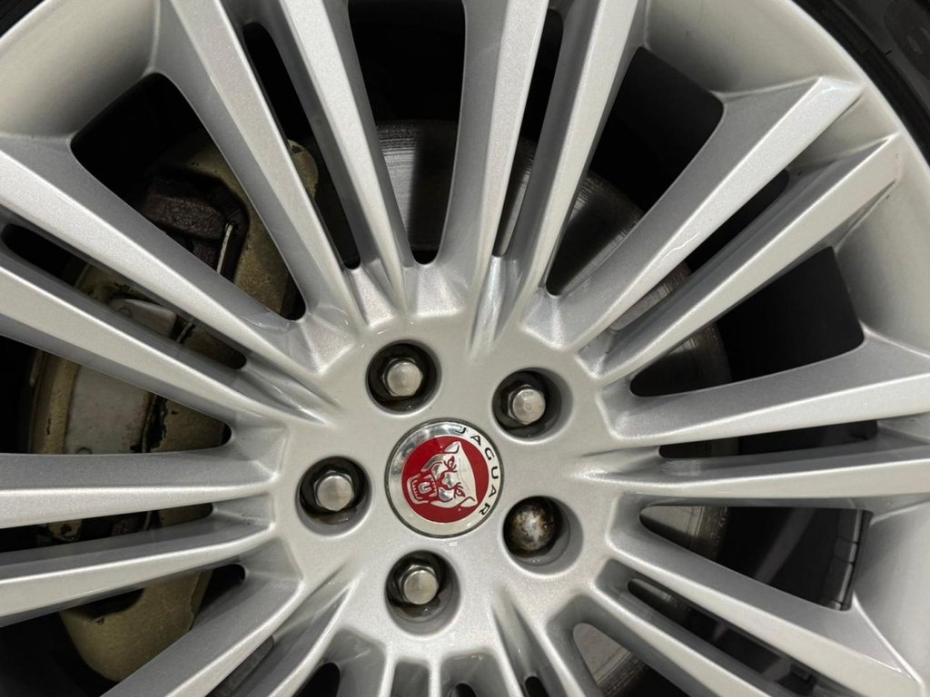 Used Jaguar XJ 2017 for sale - 77792044: Photo 27