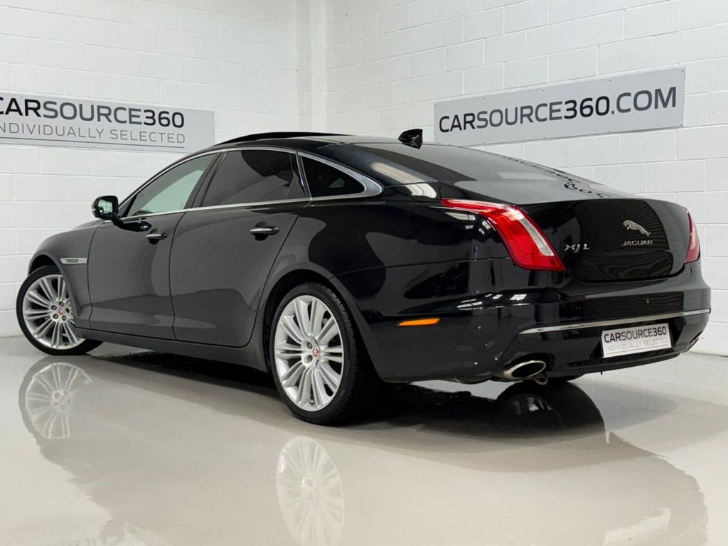 Used Jaguar XJ 2017 for sale - 77792044: Photo 3