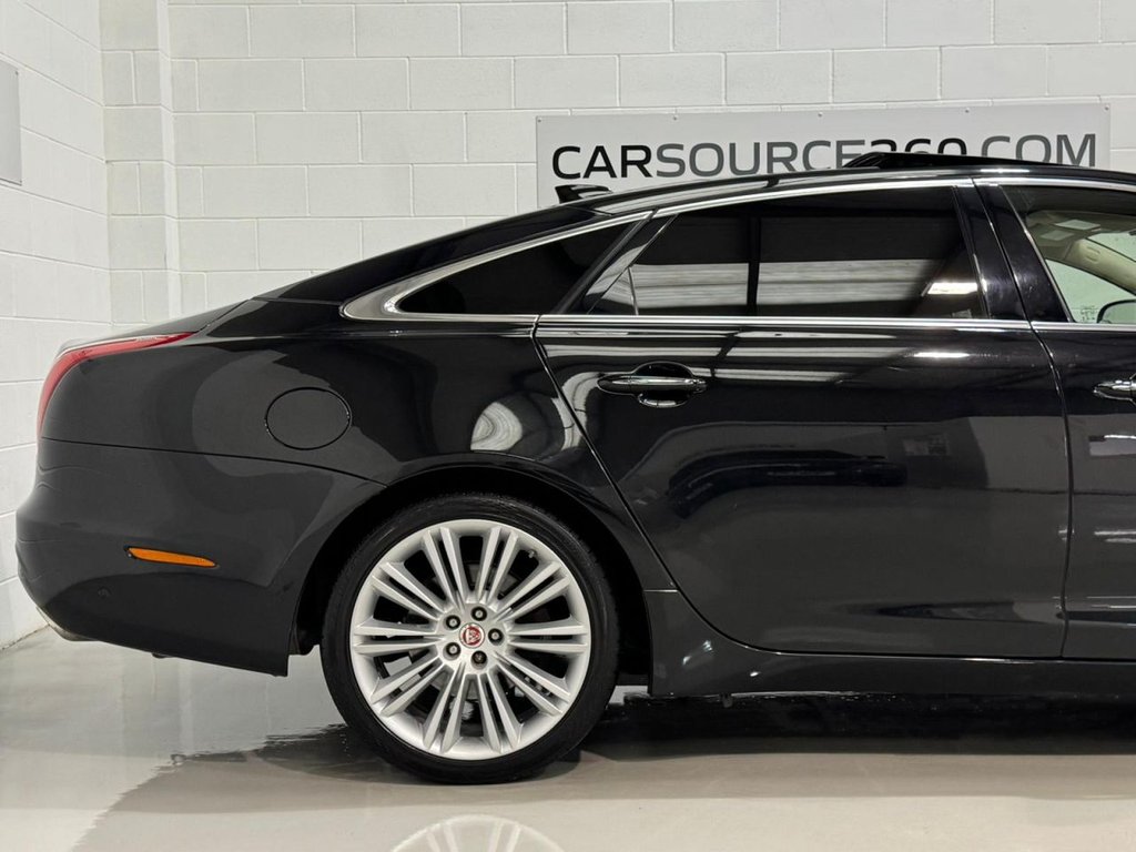 Used Jaguar XJ 2017 for sale - 77792044: Photo 34