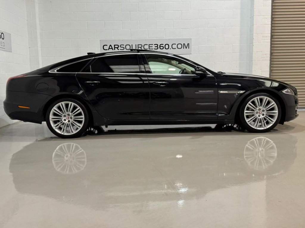 Used Jaguar XJ 2017 for sale - 77792044: Photo 35