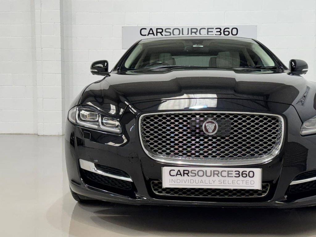 Used Jaguar XJ 2017 for sale - 77792044: Photo 5