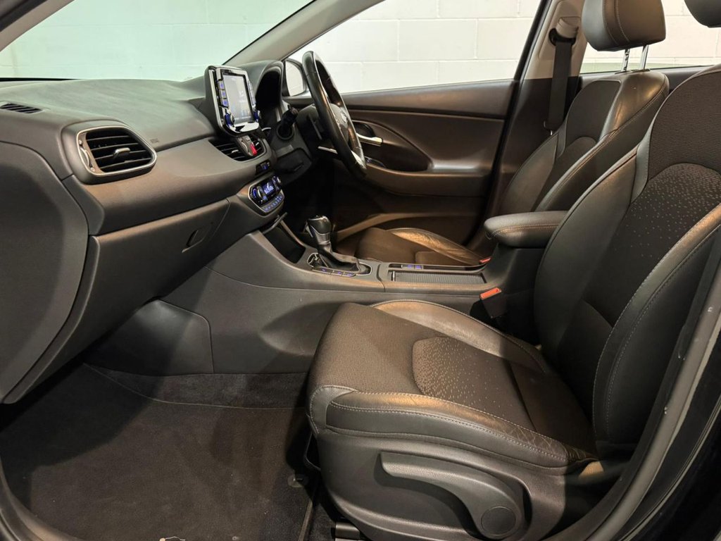 Used Hyundai i30 2019 for sale - 77153361: Photo 44