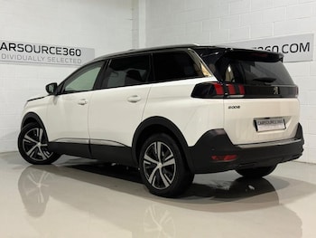 Used Peugeot 5008 2021 for sale - 77621111: Photo