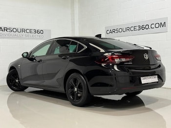 Used Vauxhall Insignia 2018 for sale - 78256116: Photo