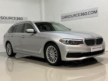 Used BMW 5 Series 2017 for sale - 76962301: Photo
