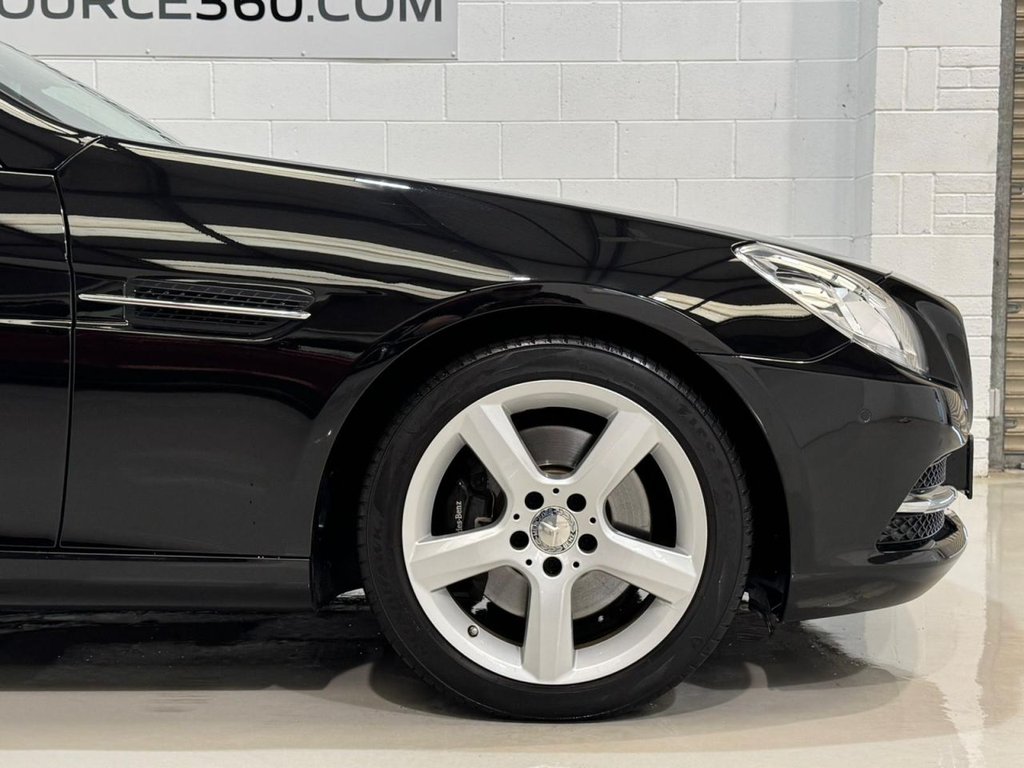 Used Mercedes-Benz SLK 2015 for sale - 77927184: Photo 24