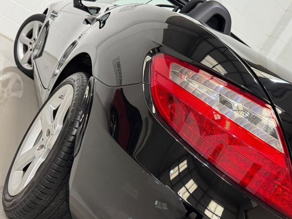 Used Mercedes-Benz SLK 2015 for sale - 77927184: Photo 40