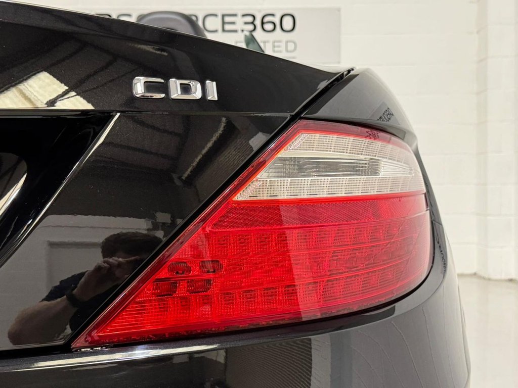 Used Mercedes-Benz SLK 2015 for sale - 77927184: Photo 45