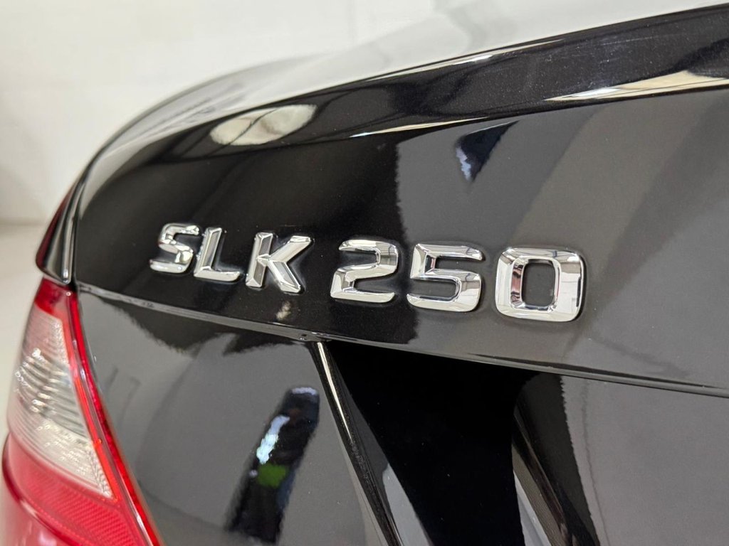 Used Mercedes-Benz SLK 2015 for sale - 77927184: Photo 47