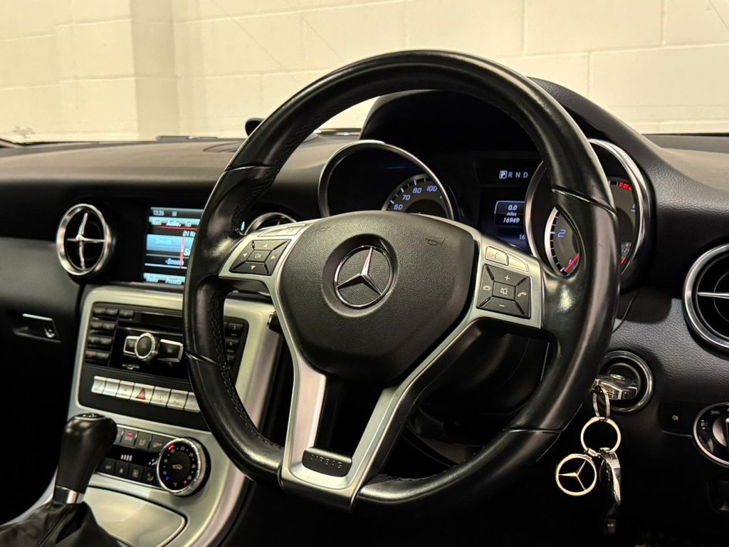 Used Mercedes-Benz SLK 2015 for sale - 77927184: Photo 50