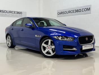 Used Jaguar XE 2018 for sale - 79737747: Photo