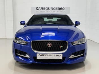 Used Jaguar XE 2018 for sale - 79737747: Photo