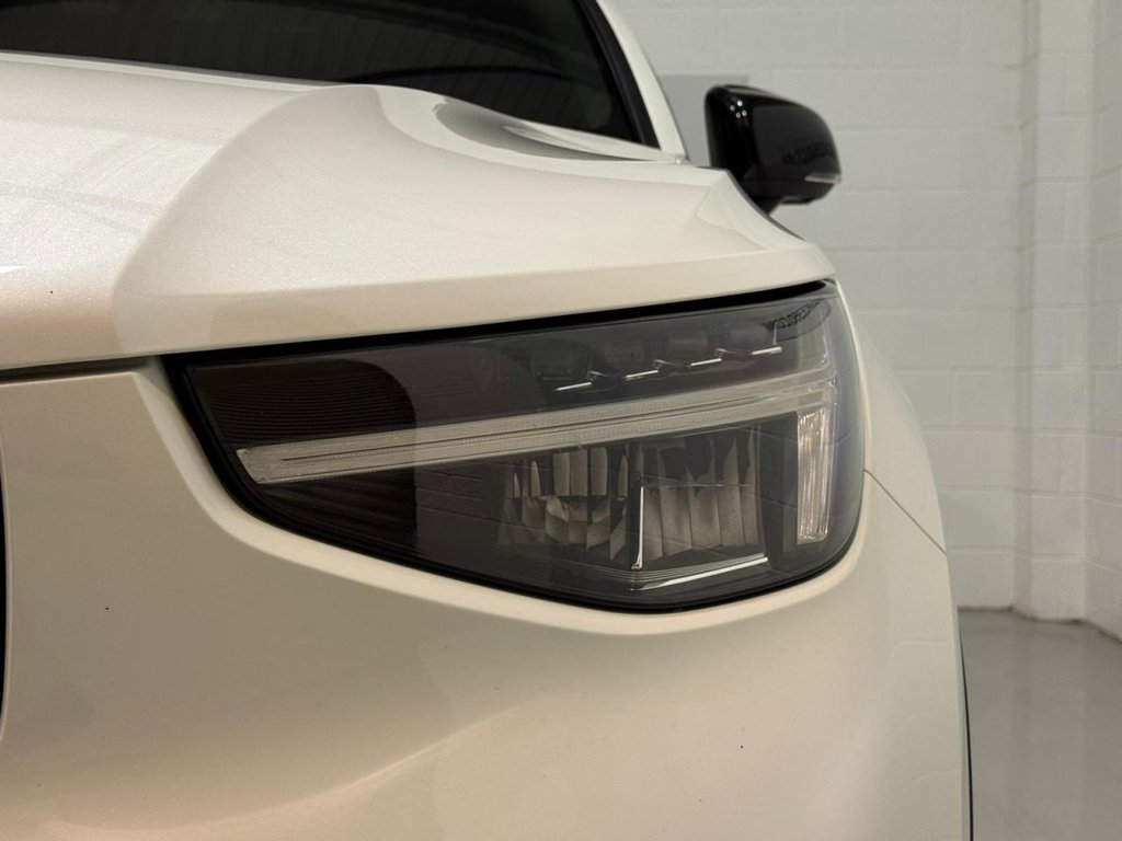 Used Volvo XC40 2023 for sale - 76962083: Photo 10