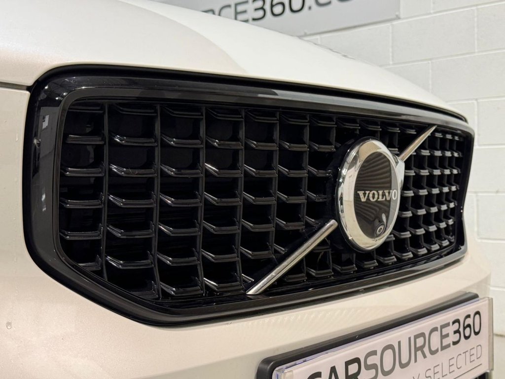 Used Volvo XC40 2023 for sale - 76962083: Photo 13