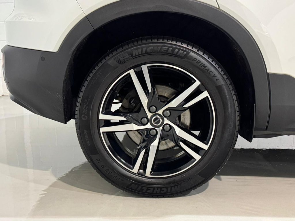 Used Volvo XC40 2023 for sale - 76962083: Photo 18