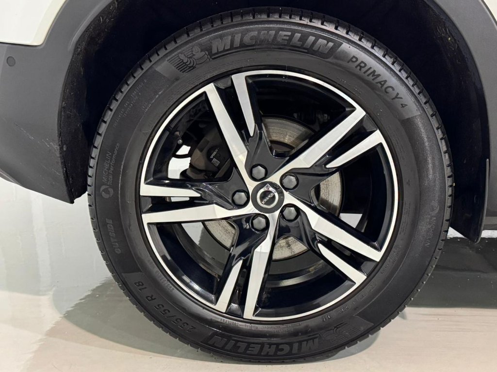 Used Volvo XC40 2023 for sale - 76962083: Photo 19