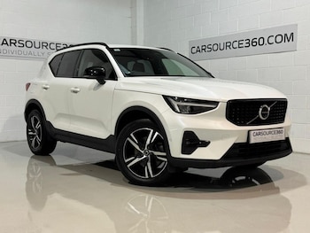 Used Volvo XC40 2023 for sale - 76962083: Photo