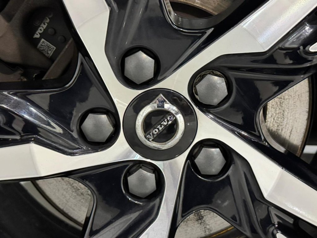 Used Volvo XC40 2023 for sale - 76962083: Photo 20