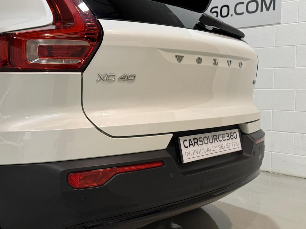 Used Volvo XC40 2023 for sale - 76962083: Photo 29