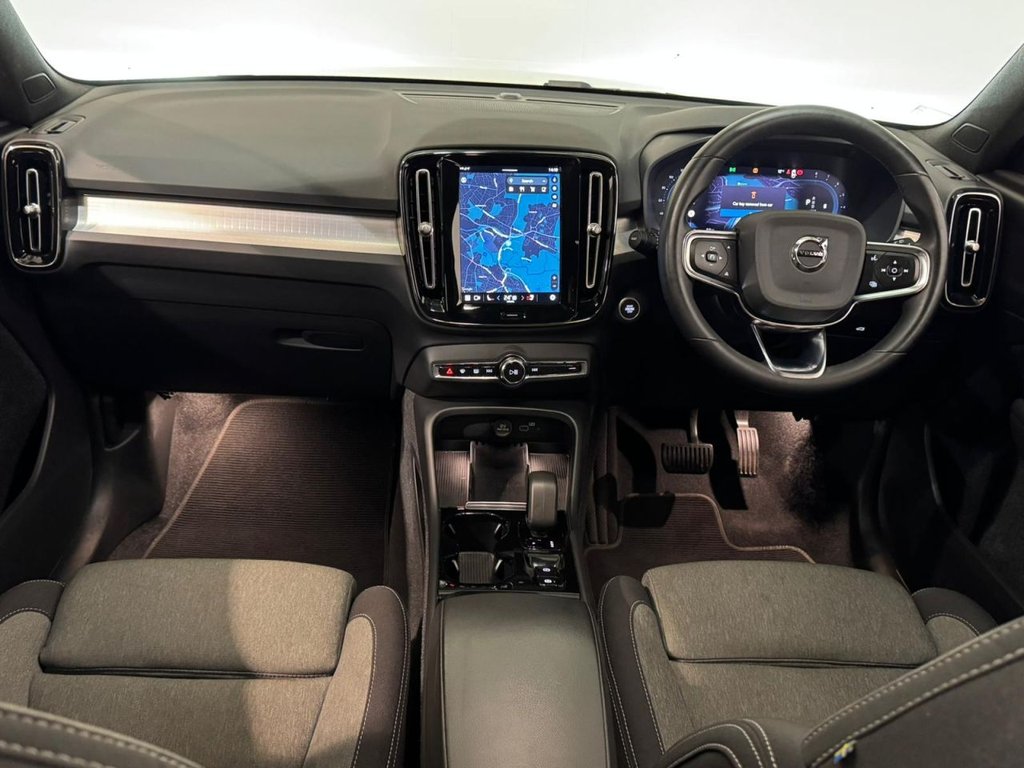 Used Volvo XC40 2023 for sale - 76962083: Photo 37