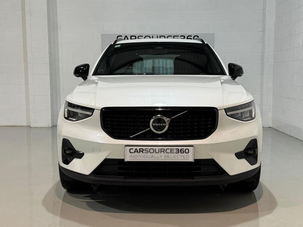 Used Volvo XC40 2023 for sale - 76962083: Photo 4