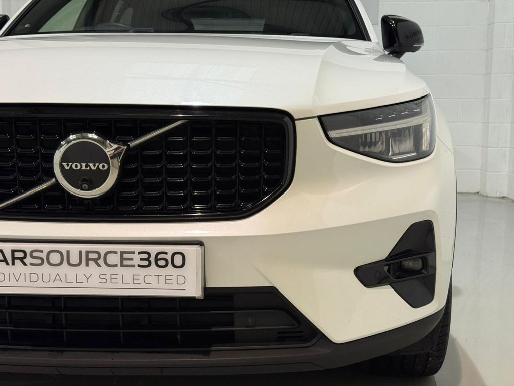 Used Volvo XC40 2023 for sale - 76962083: Photo 9