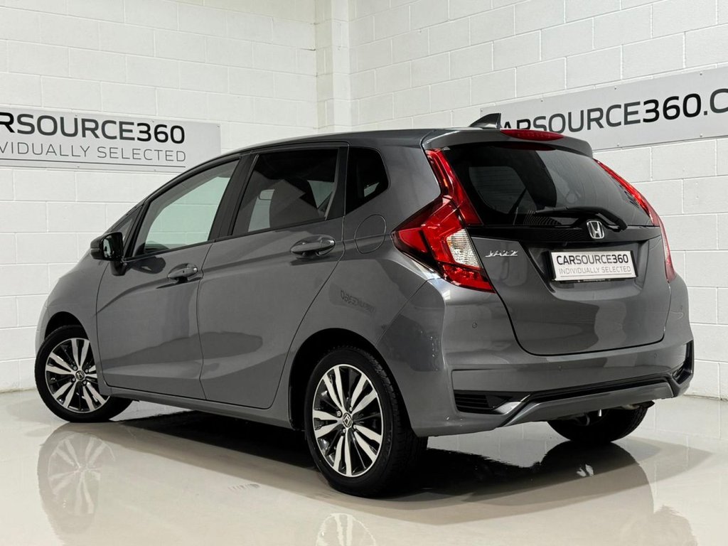Used Honda Jazz 2019 for sale - 78097096: Photo 3