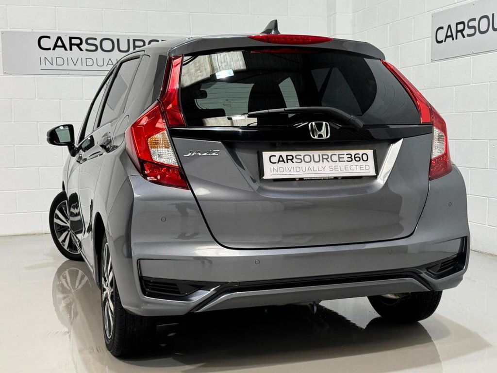 Used Honda Jazz 2019 for sale - 78097096: Photo 35