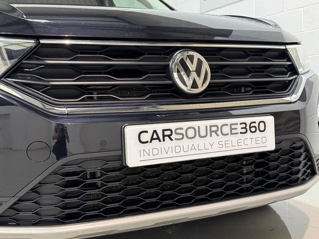 Used Volkswagen T-Roc 2019 for sale - 76962143: Photo 17