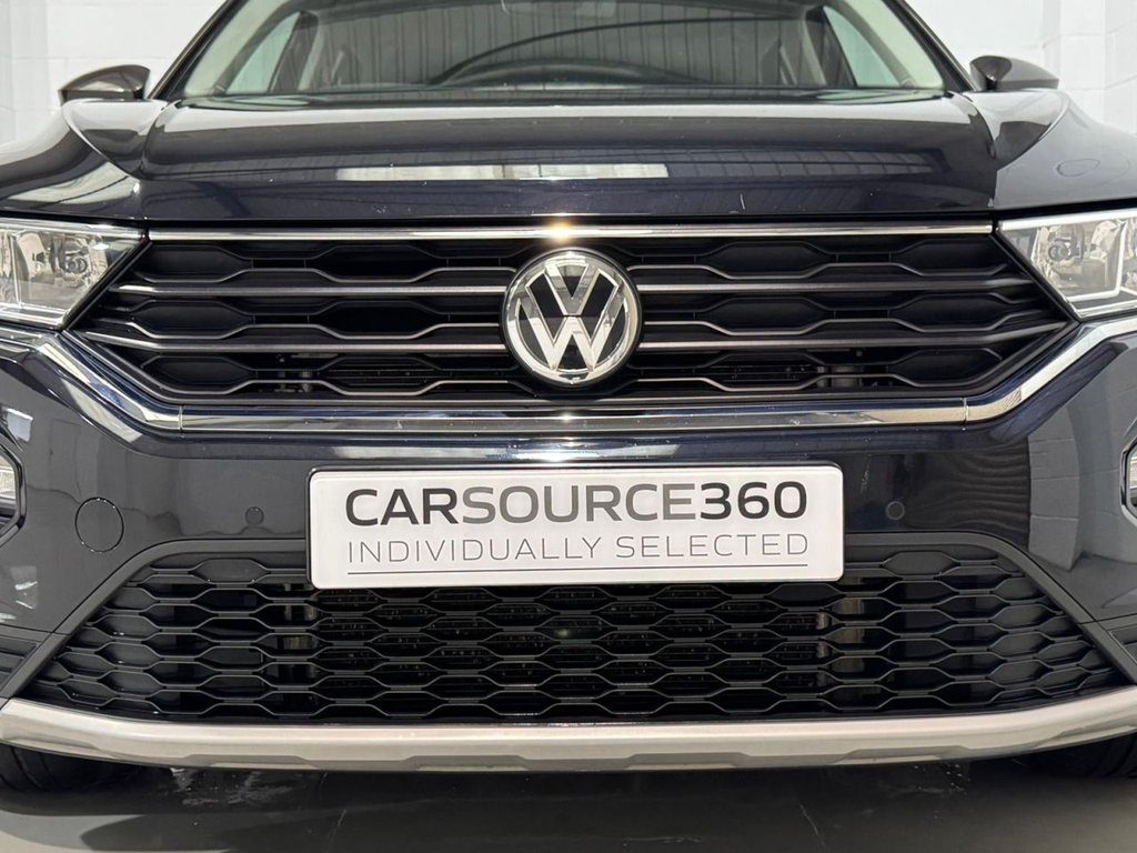 Used Volkswagen T-Roc 2019 for sale - 76962143: Photo 20