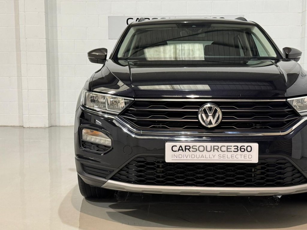 Used Volkswagen T-Roc 2019 for sale - 76962143: Photo 6
