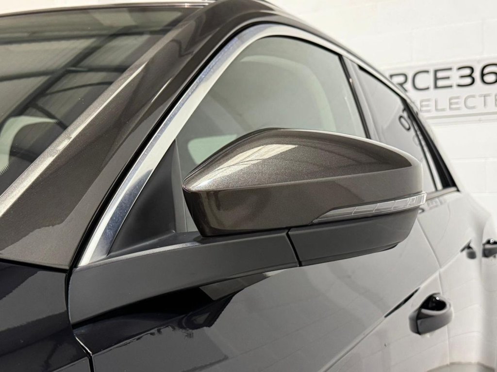 Used Volkswagen T-Roc 2019 for sale - 76962143: Photo 9