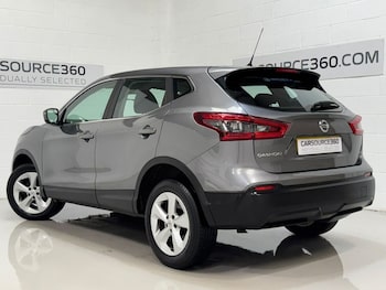 Used Nissan Qashqai 2018 for sale - 79094754: Photo