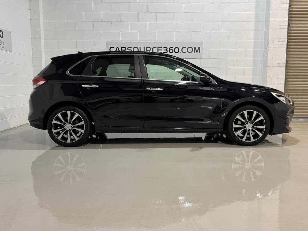 Used Hyundai i30 2019 for sale - 77764634: Photo 17