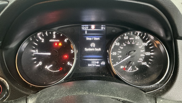 Used Nissan Qashqai 2017 for sale - 77132175: Photo 9