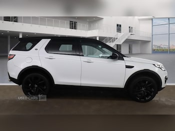 Used Land Rover Discovery Sport 2017 for sale - 77769896: Photo