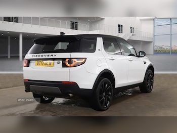Used Land Rover Discovery Sport 2017 for sale - 77769896: Photo