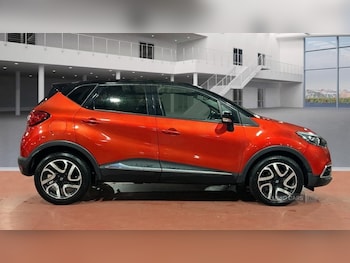 Used Renault Captur 2016 for sale - 76608778: Photo