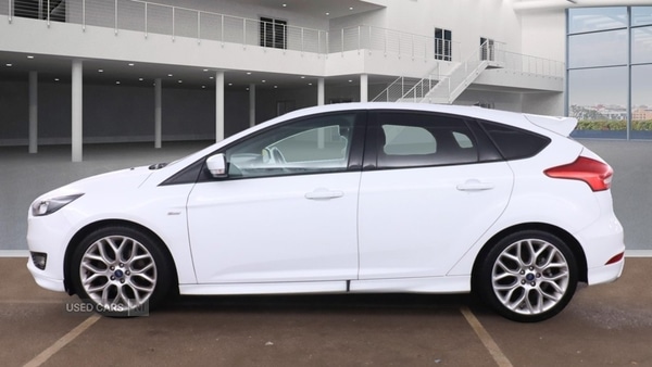 Used Ford Focus 2017 for sale - 76608764: Photo 5